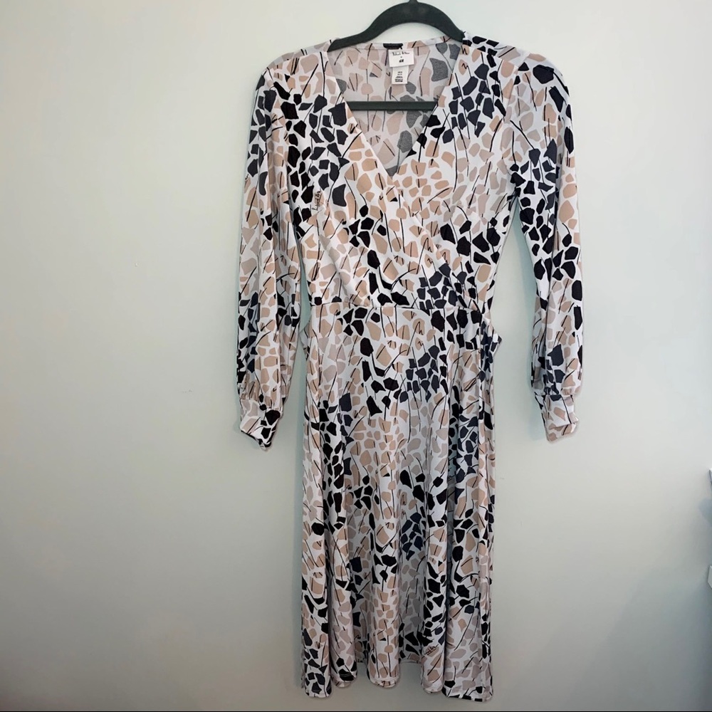 XS H&M Long Patterned Dress